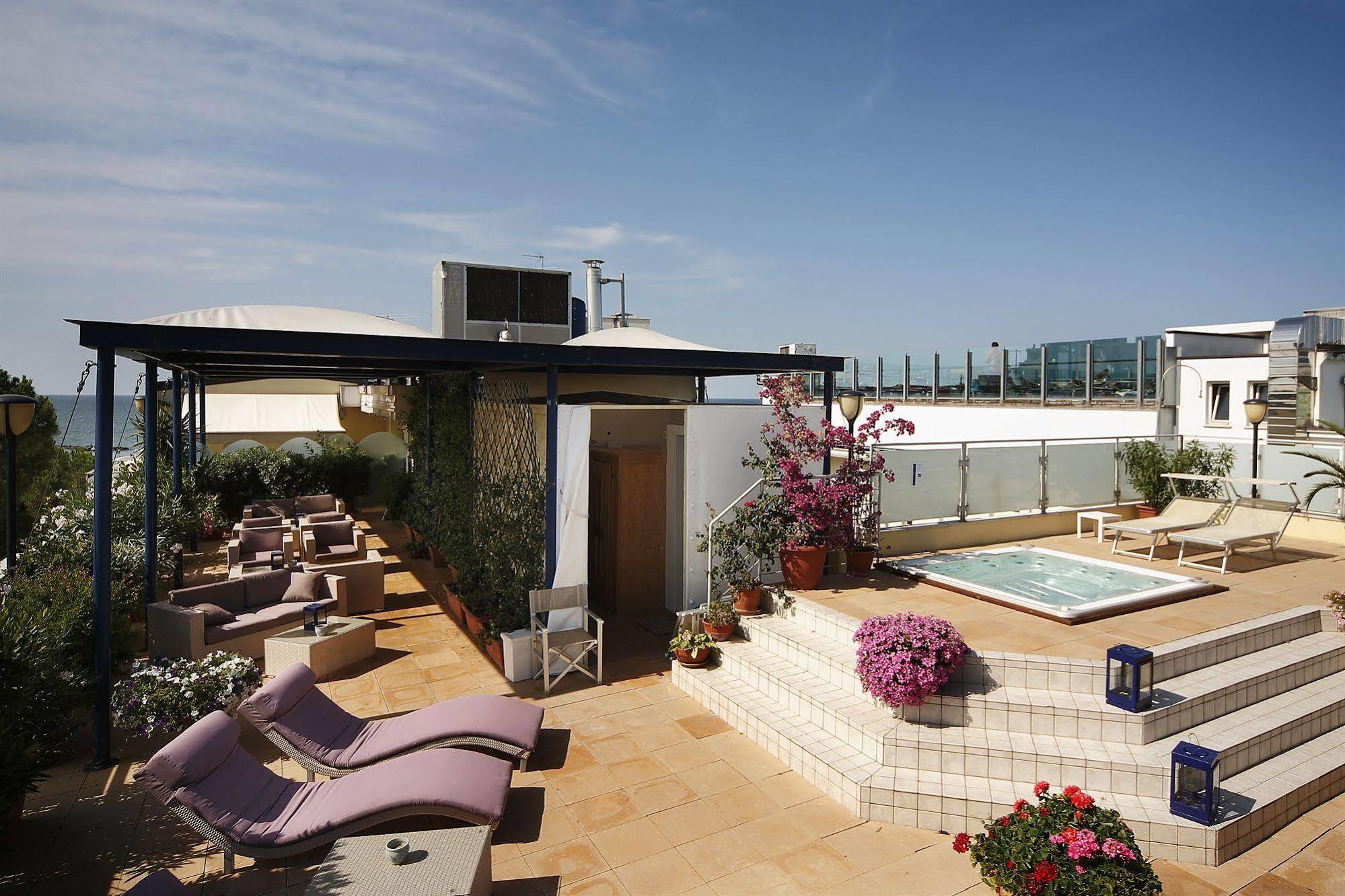 Residence Capitol Cattolica Dış mekan fotoğraf